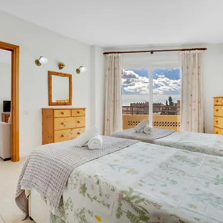 Duquesa 506 By Ivi Real Estate *