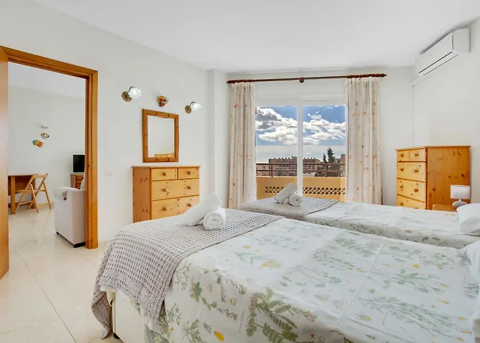 Duquesa 506 By Ivi Real Estate *